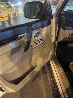 ميتسوبيشي باجيرو